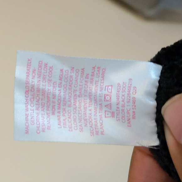 No Boundaries| Black Crew Neck Sweater Polyester made of 100% Recycled Materials - Picture 5 of 7